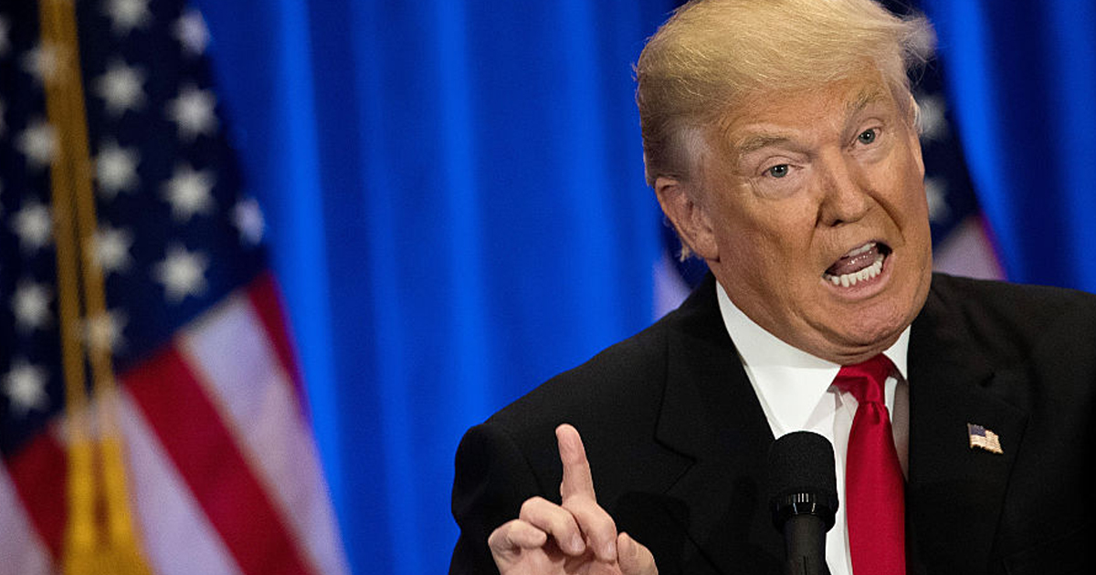 Trump Calls for Using NATO in Fight against Daesh
