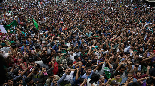 Teen Funeral Shifts to Protest in India's Kashmir Teen Funeral Shifts to Protest in India’s Kashmir