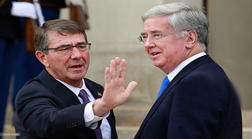 US War Minister Ash Carter and UK Defense Minister Michael Fallon 
