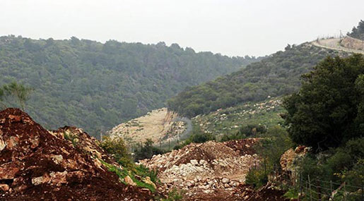 Hezbollah Hosts Journalists on a Border Tour, Uncovers ‘Israeli' Flaws