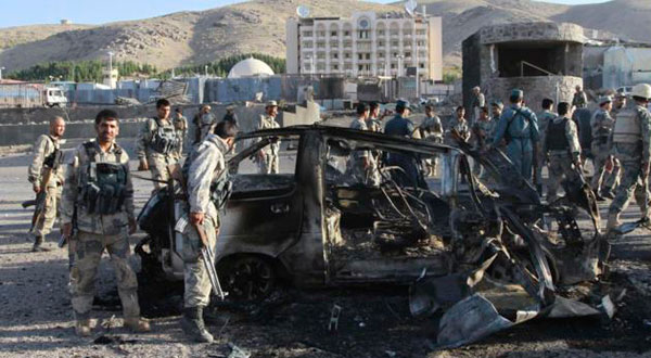 Afghanistan: Blast Targets Security Forces Convoy near Kandahar Afghanistan: Blast Targets Security Forces Convoy near Kandahar