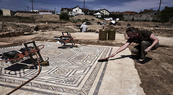 France: Archaeologists Find 'Little Pompeii' South Of Lyon