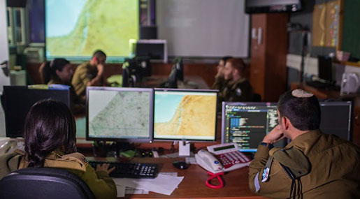 Hamas Hacks IOF Soldiers’ Cell Phones