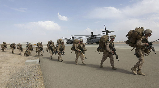 US Deploys 2,500 Troops to Kuwait, Ready for Syria, Iraq Mission
