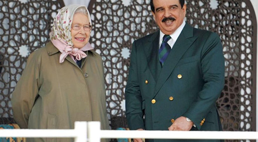 Bahrain's King Hamad with Britain's Queen Elizabeth II