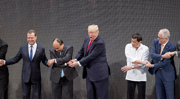 ASEAN choreographed photo