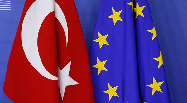 EU-Turkey flags