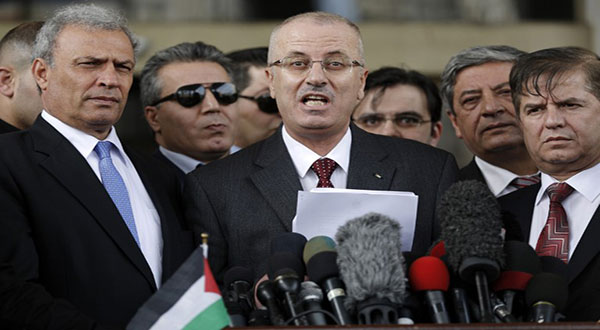 Palestine: PA Premier, Officials Visit Gaza to End Division Palestine: PA Premier, Officials Visit Gaza to End Division