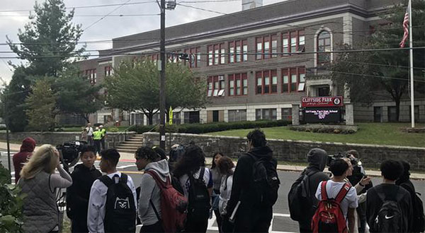 New Jersey Students Walk Out as Teacher Tells Class to 'Speak American' NJ Students Walk Out as Teacher Tells Class to ’Speak American’