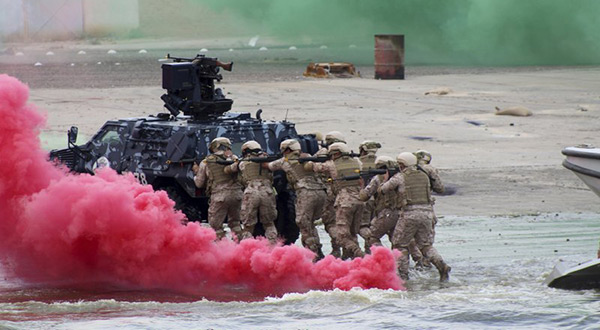 US Military Halts Exercises over Qatar Crisis