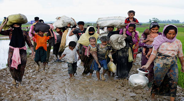 Myanmar Crackdown: 400 Massacred, More Than 2,600 Houses in Rohingya Burned Myanmar Crackdown: 400 Massacred, More Than 2,600 Houses in Rohingya Burned