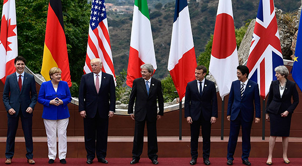 World leaders in G7 ttrade summit