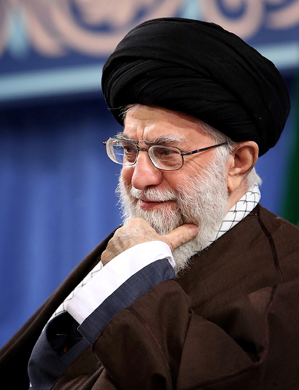Imam Khamenei Meets Iranian Youth