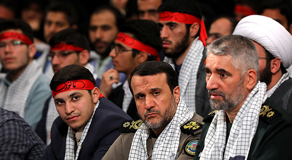 Imam Khamenei Meets Iranian Youth