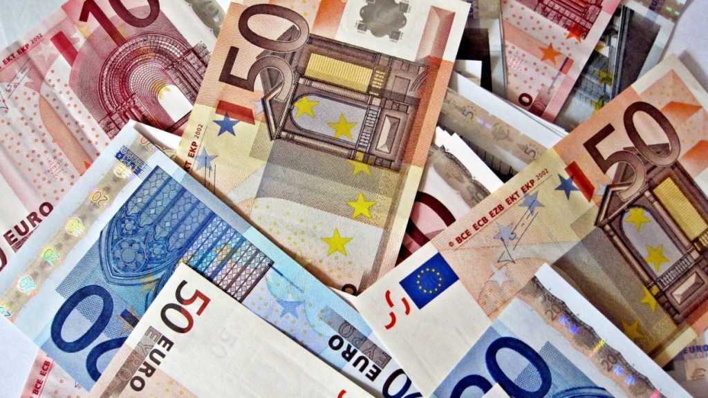 Bild: Germany Considers Iranian Bid to Withdraw 300 Mln Euros Cash