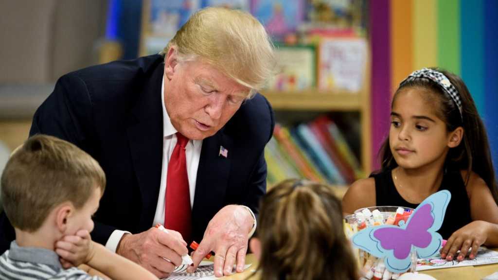 Trump Colors in US Flag, Gets it Wrong!