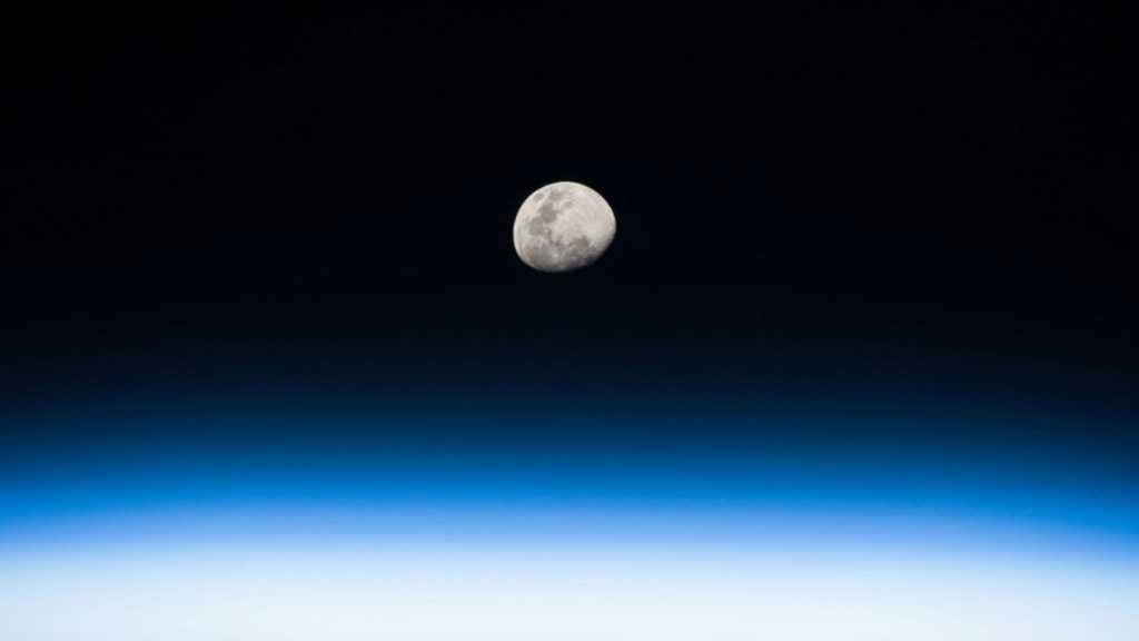 Existence of Epic Dust «Moons» Orbiting Earth Finally Confirmed