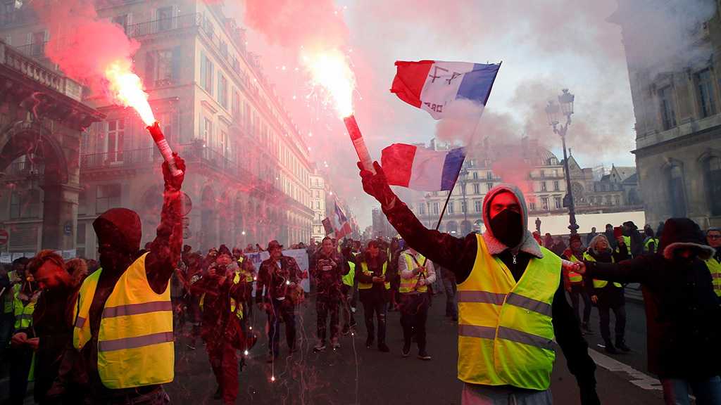 Diplomatic War: France Recalls Ambassador from Rome after Italy’s Deputy PM Meets Yellow Vest