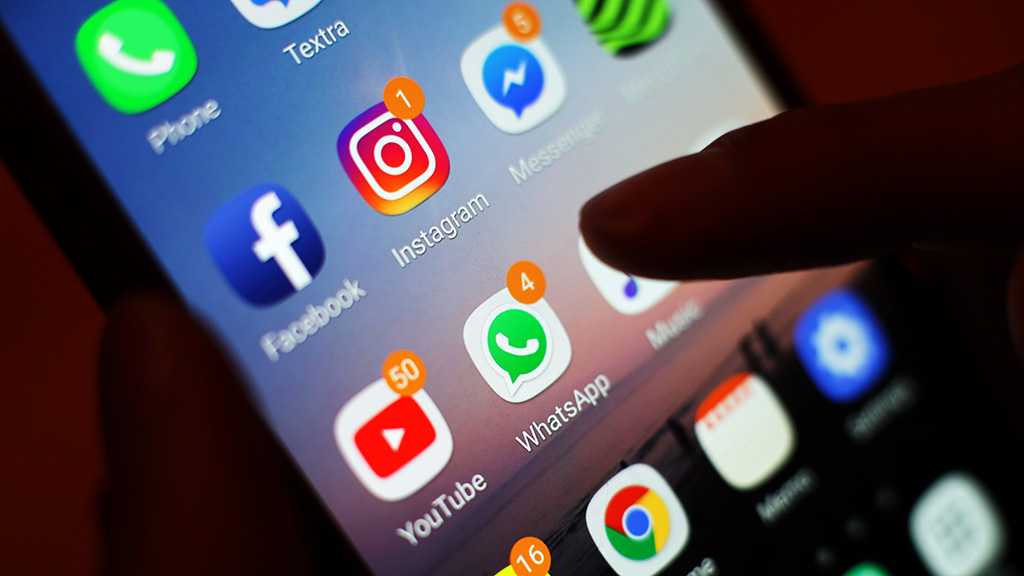 UK MPs Urge Regulating Social Media to Protect Children from ‘Online Wild West’