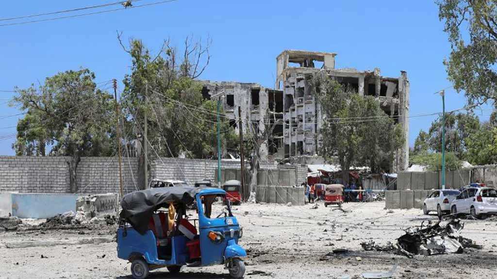 Mogadishu Bombing: At Least 9 Dead in Al-Shabab Attack at Somali Gov’t Building
