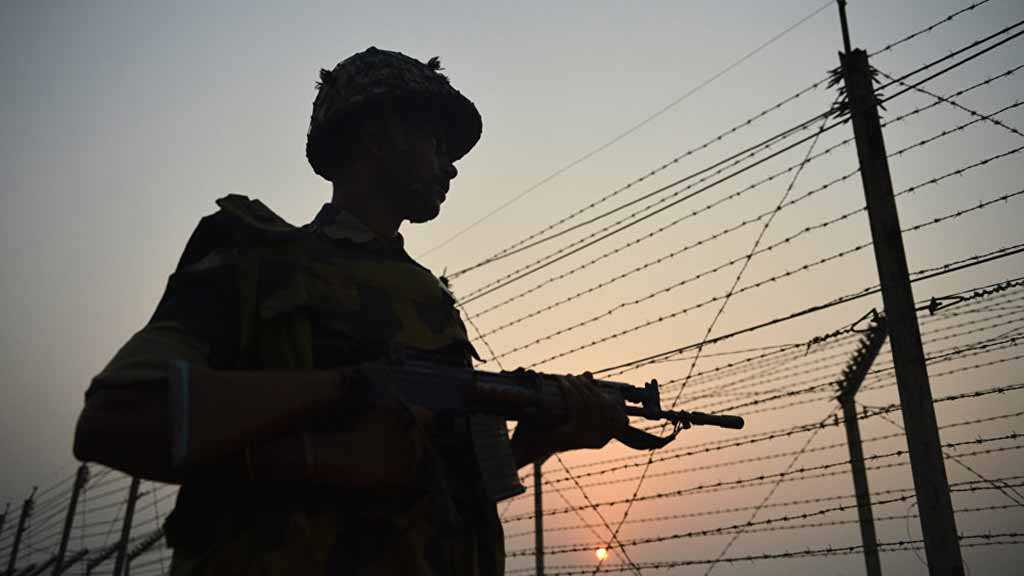 India Pakistan Trade Heavy Cross-Border Fire and Shelling