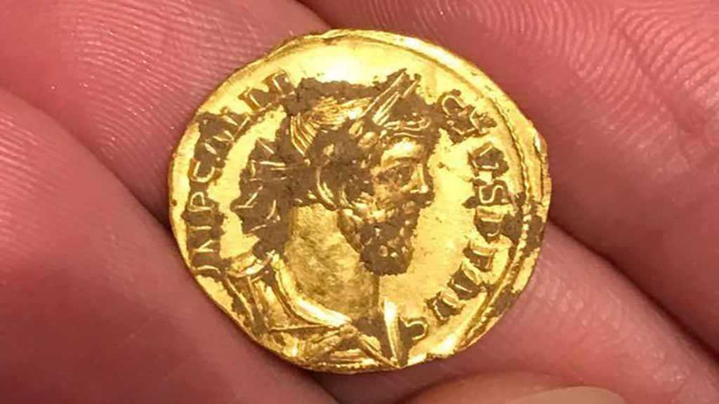 Perfectly Preserved 2,000-Year-Old Gold Coin Found in Britain