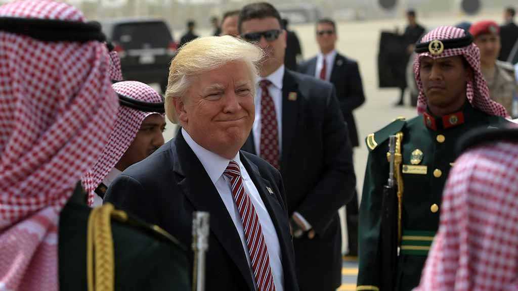 «Deal of Century»: An Arab NATO in the Making