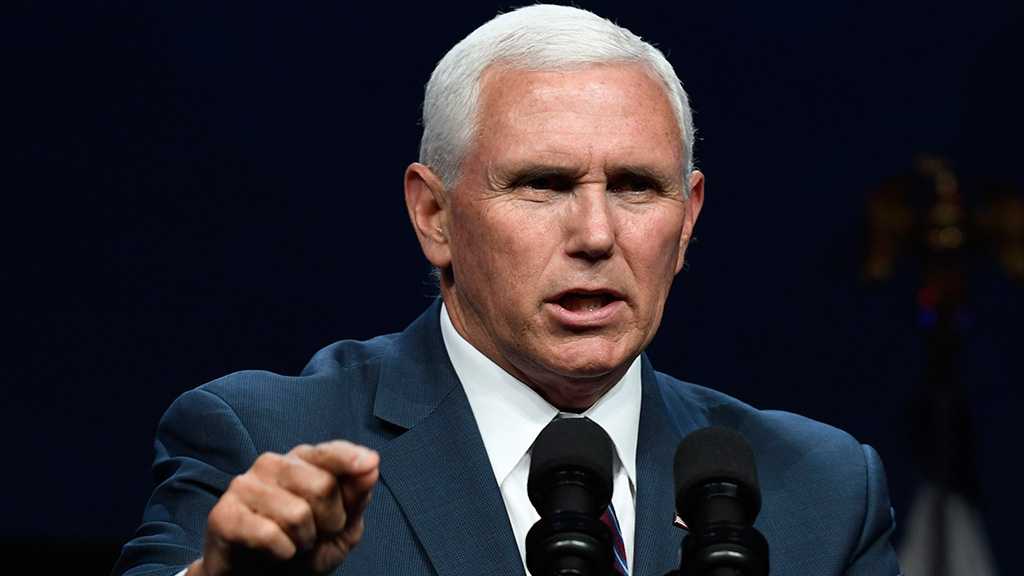 Pence to Offer ’Carrots’ to Venezuela Military, Warnings to Judges