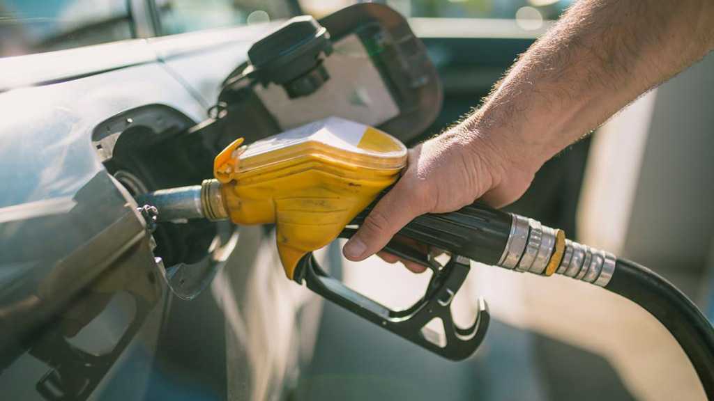 Sweden: Yellow Vests-Like ’Petrol Uproar’ Gathers 275,000 Supporters