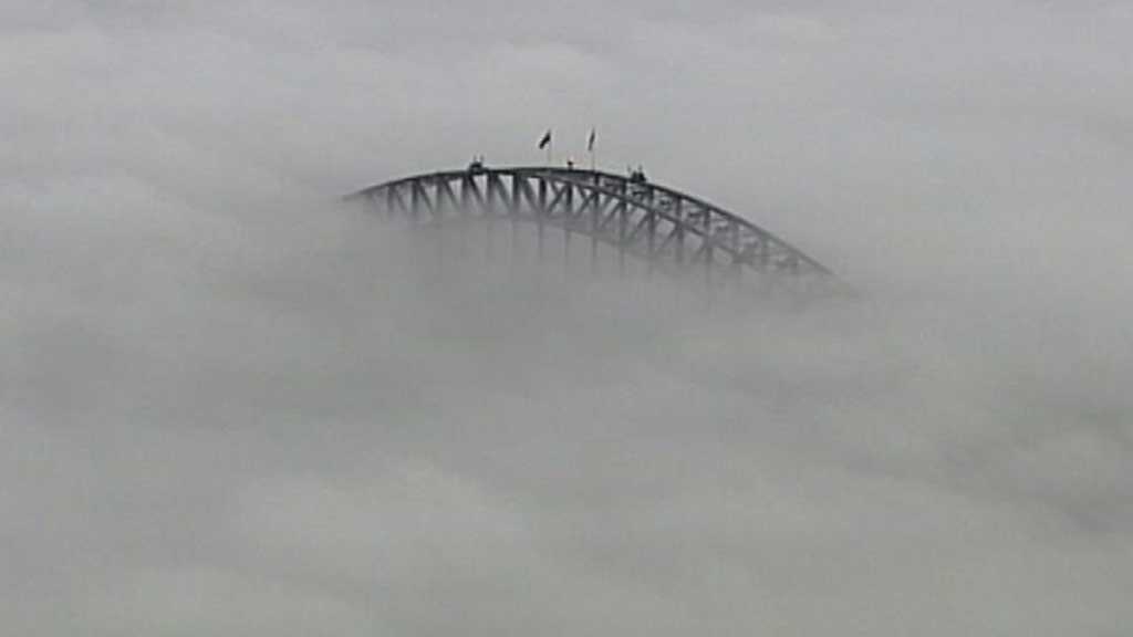 Thick Fogs Blanket Sydney, Causes Flight Delays