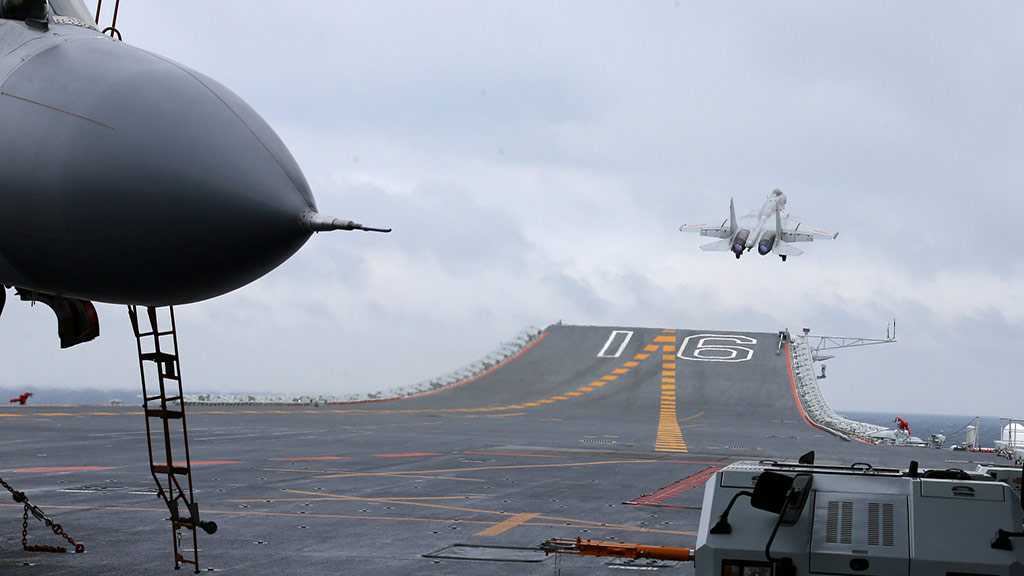 US Media Claim Chinese Fighter Jets Landed on Disputed Island in South China Sea