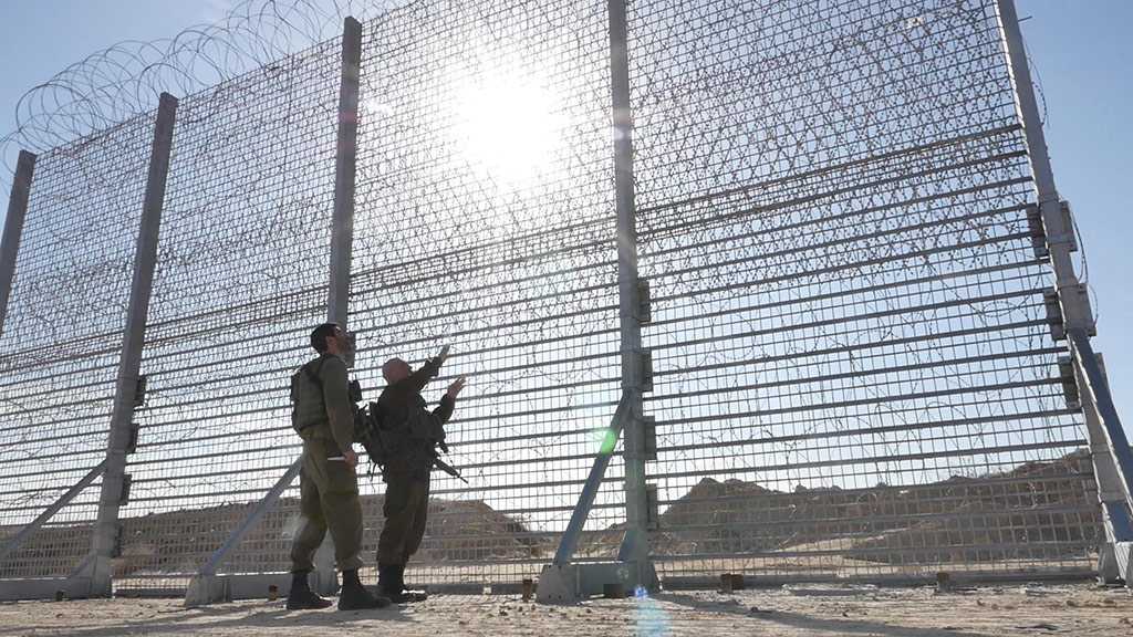 «Israel» Keeps Eye on Southern Border, Builds More Barriers