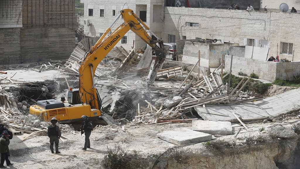 ‘Israeli’ Forces Start Demolishing Palestinian Homes in Occupied Al-Quds