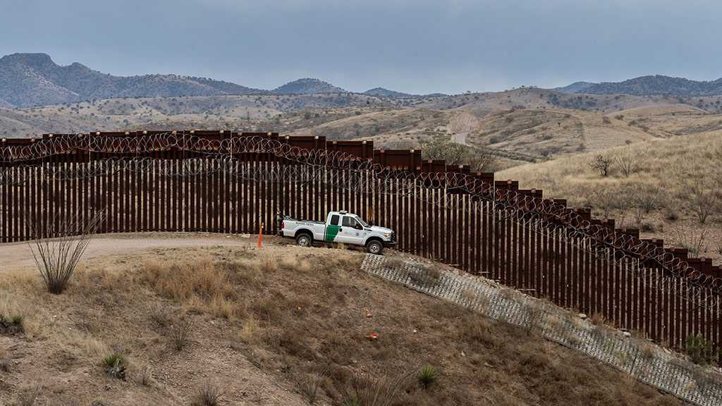 US Supreme Court Approves Diverting $2.5 Billion from Pentagon Budget to Border Wall