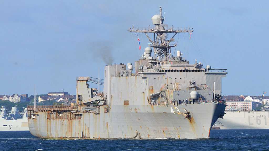 US Navy Criticized for Unpresentable Very Rusty USS FORT McHENRY Ship