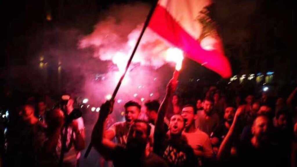 Massive Popular Protests Erupt In Lebanon against Government Plans To Impose New Taxes