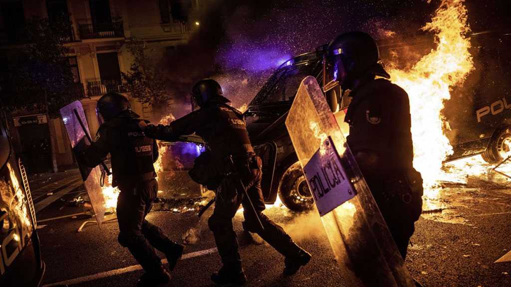 Riots Flare Up in Barcelona as Catalonia’s General Strike Gains Momentum