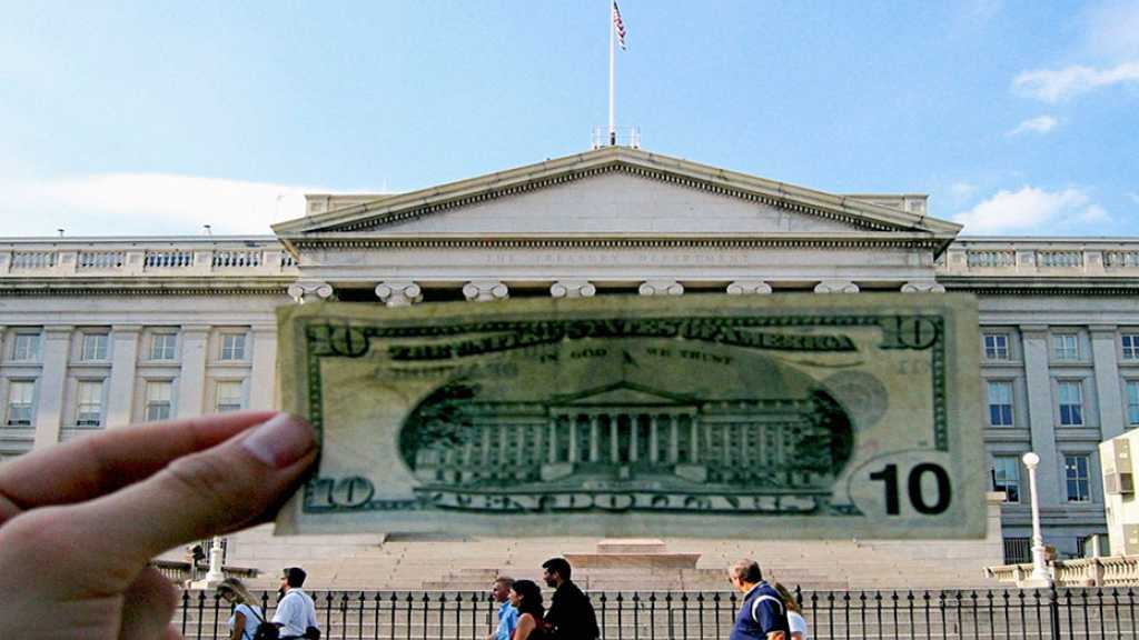 US Budget Deficit Soars to Almost $1 Trillion