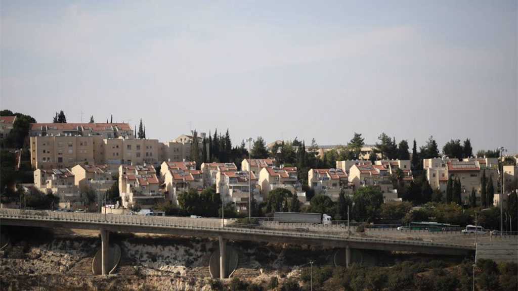 ‘Israel’ To Double Settlers Population in Occupied Al-Khalil