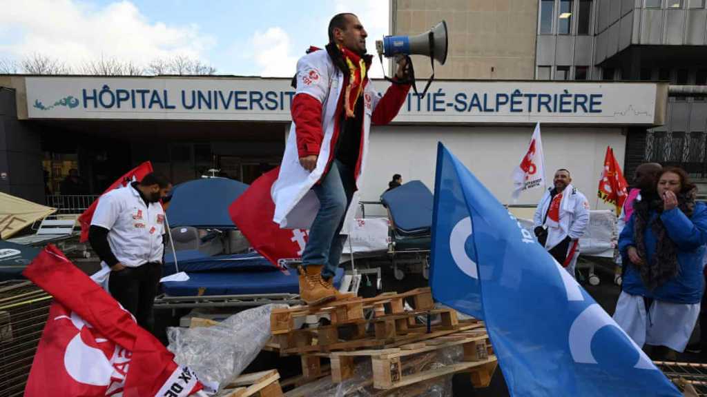 France: 600+ Doctors Threaten To Quit Amid Funding Row