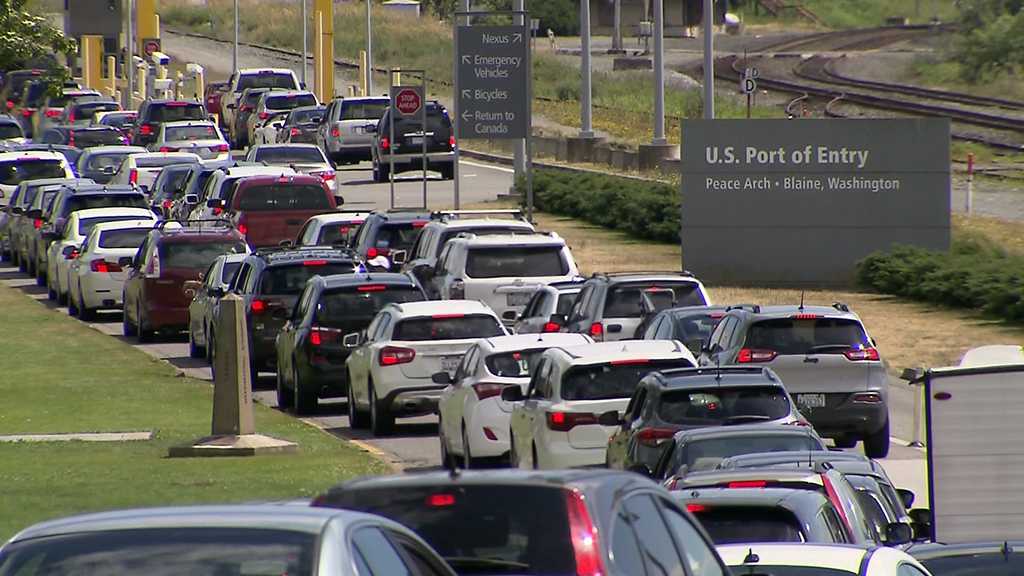 US Detains Over 60 Iranians on Canada Border: Group