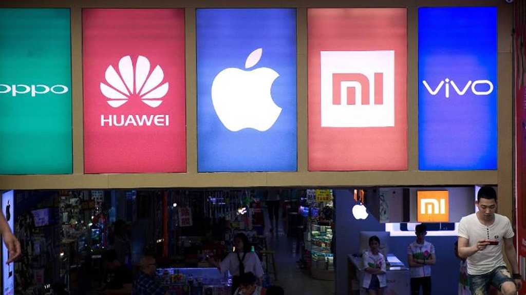 China’s Smartphone Giants Team Up to Beat Google on Software Field
