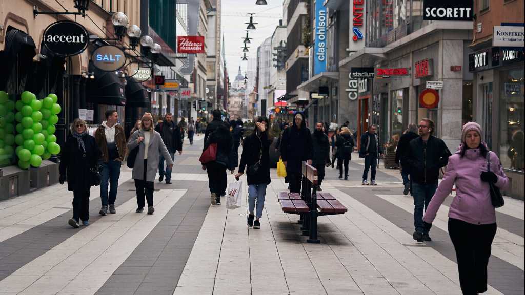 Sweden’s Schools, Restaurants Still Open Amid Covid-19