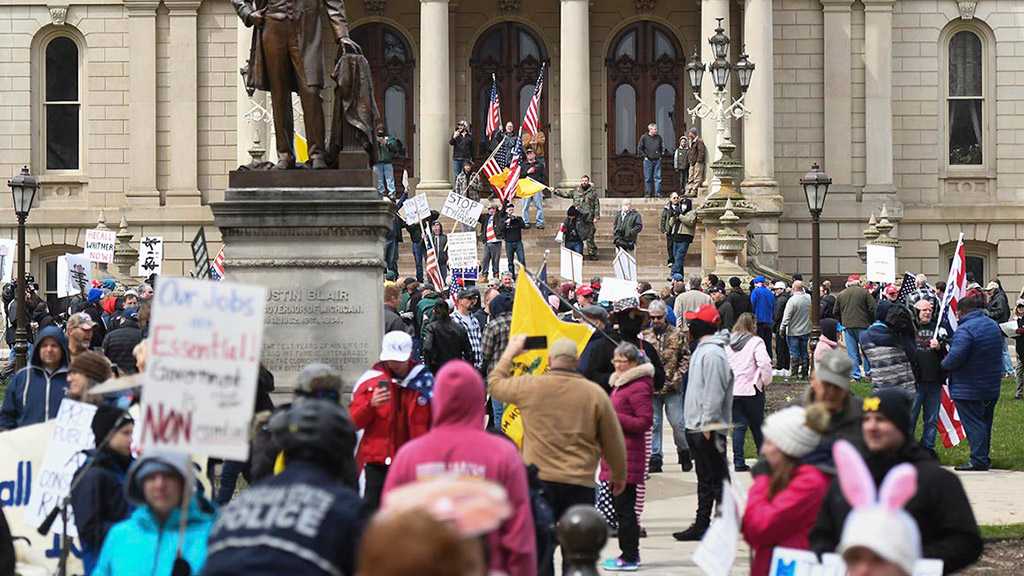 Michigan Citizens Protest Restrictions amid COVID-19 Outbreak