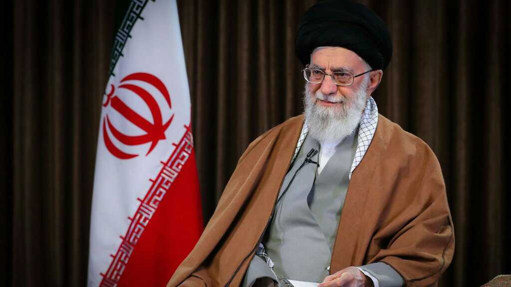 Imam Khamenei Hails Teachers’ Great Work to Develop Talents for Transcendent Values