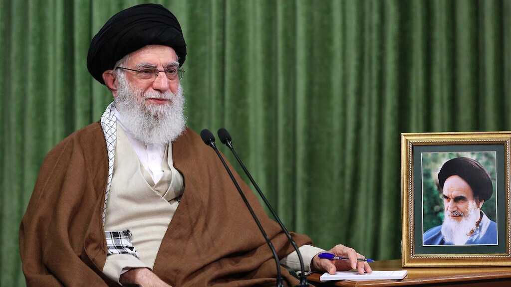 Imam Khamenei: US Supports Terrorists, Will Be Expelled from Syria & Iraq