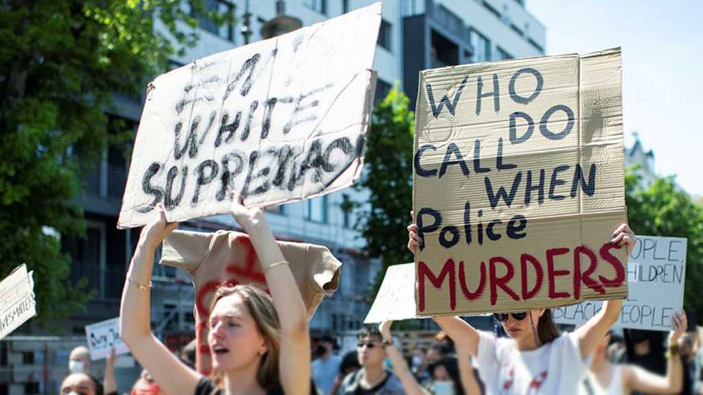 Hundreds Rally in London, Berlin over George Floyd’s Murder