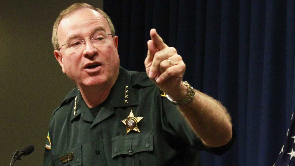 US Protests: Florida Police Chief Urges Community to Use Guns against Looters