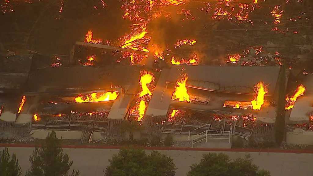Fire Entirely Destroys Amazon Distribution Warehouse in Los Angeles