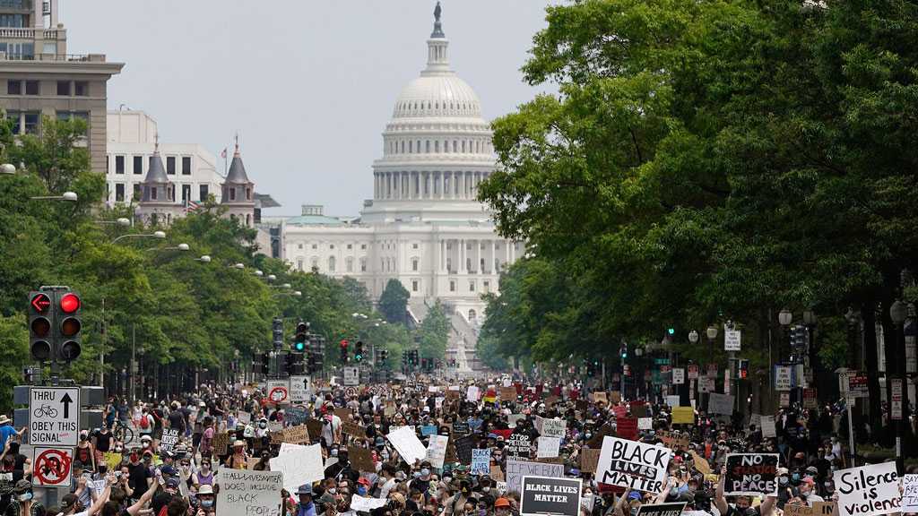Thousands Take to Washington Streets in Protest Against US Police Violence